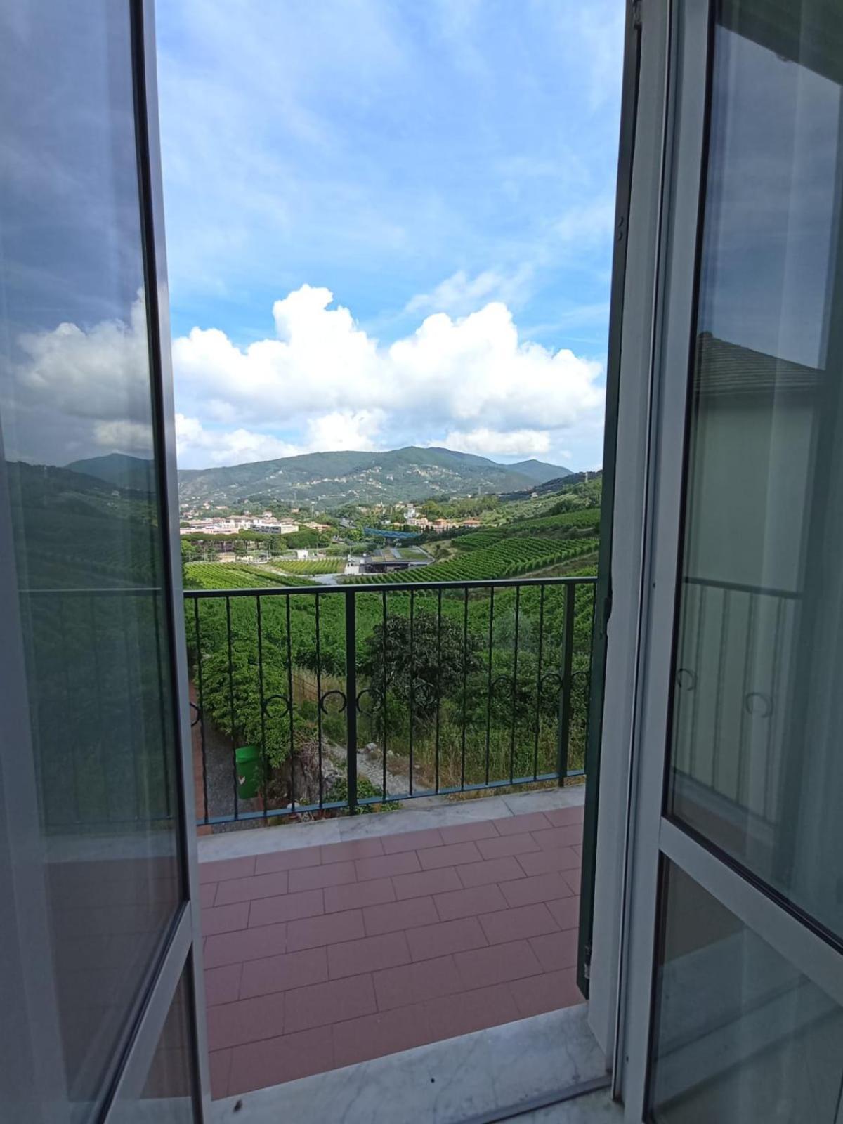 Al Vigneto Apartment Сестри Леванте Екстериор снимка